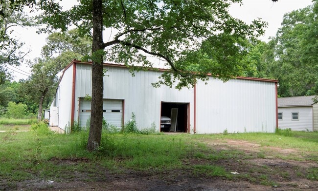 Building Photo - 15540 Willowisp Trail