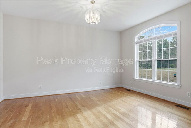 Building Photo - 14116 Spruce Ave