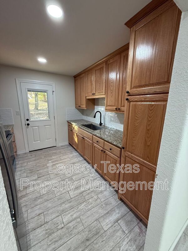 Building Photo - 6205 US-67