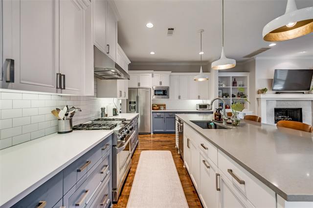 Building Photo - 5608 Longview St