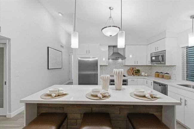 Building Photo - 2521 N 87th Way