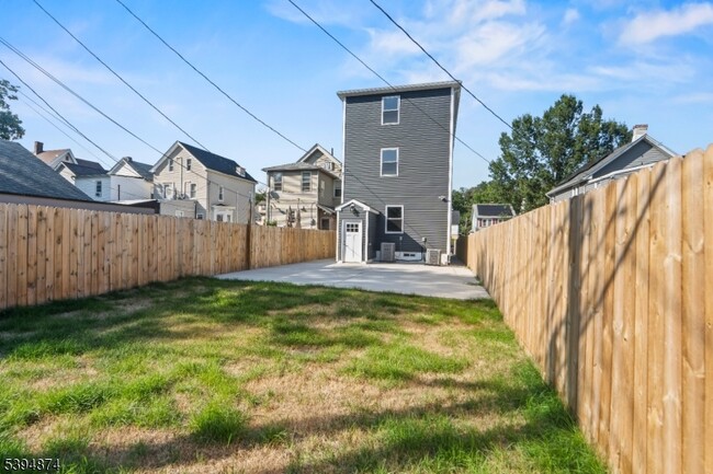 Building Photo - 53 Marcy Ave