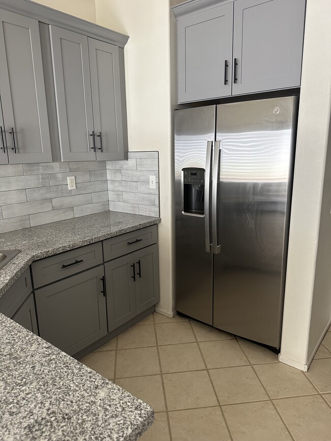 new kitchen - 33519 Winston Way