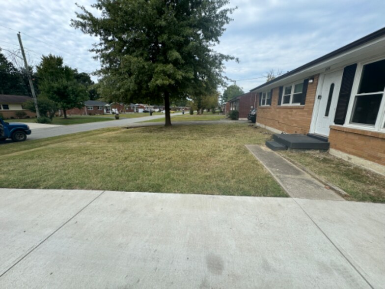 Primary Photo - 6319 Hackberry Way