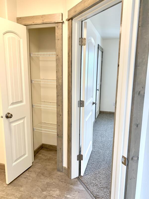 Building Photo - 841 Gibbon St