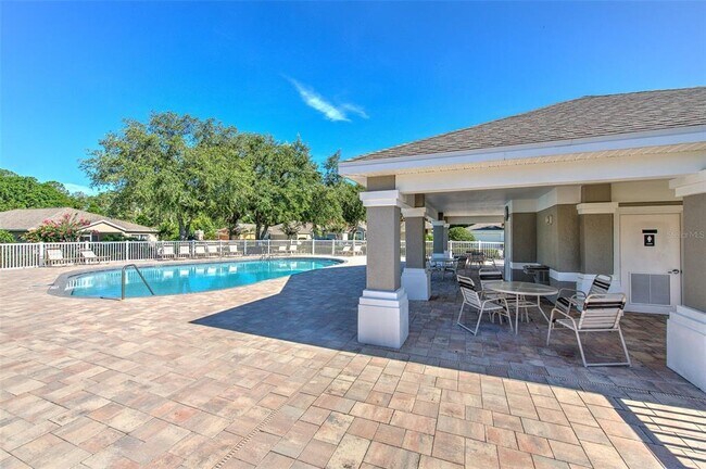 Building Photo - 5046 Gato Del Sol Cir