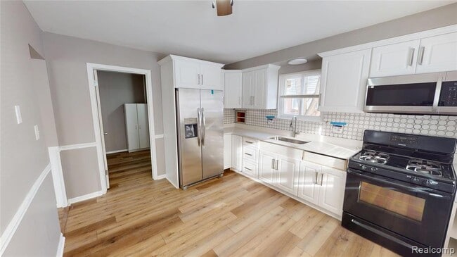 Building Photo - 1177 Connie Ave