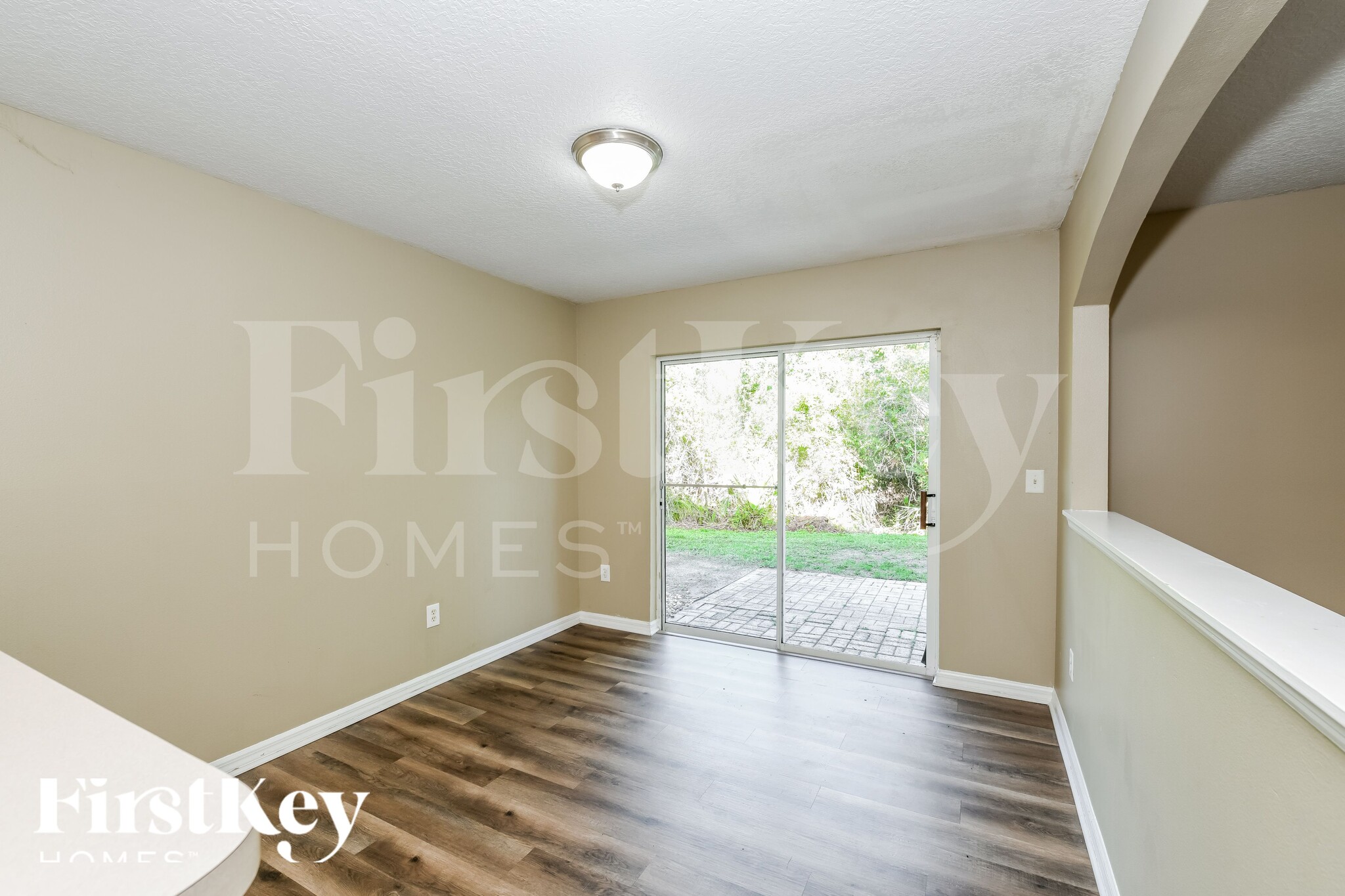 Building Photo - 2129 Stone Abbey Blvd