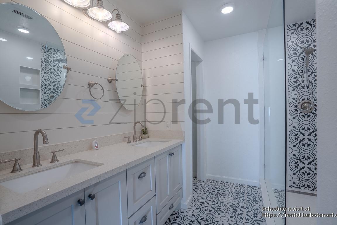 Building Photo - 14911 Wunderlich Dr