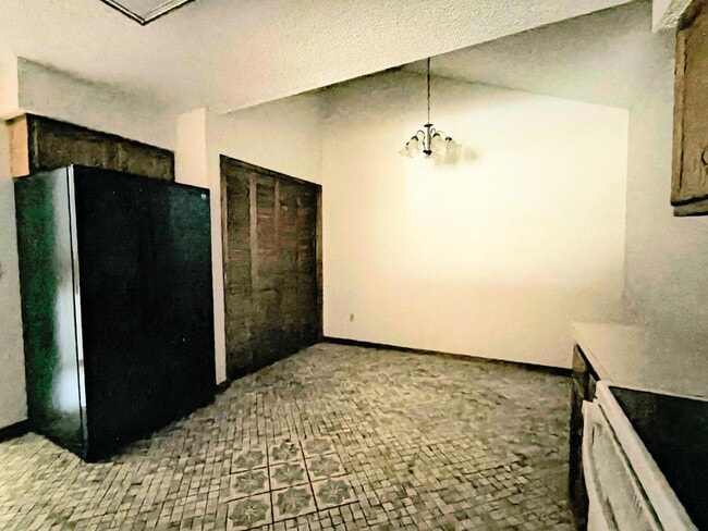 Building Photo - 3110 Paddle Creek Dr
