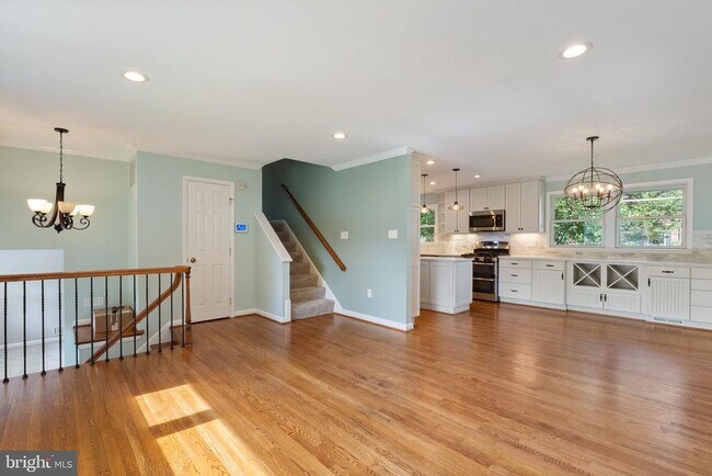 Building Photo - 1805 Ingemar Ct