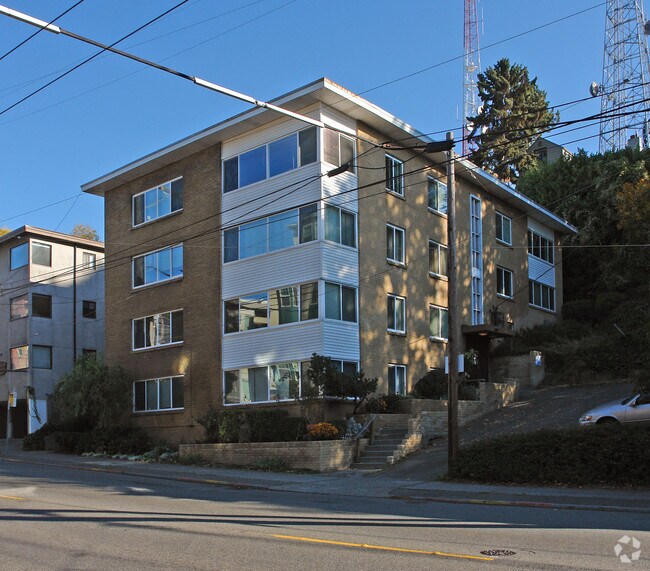 Primary Photo - 1400 Queen Anne Ave