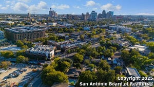Building Photo - 767 E Myrtle St