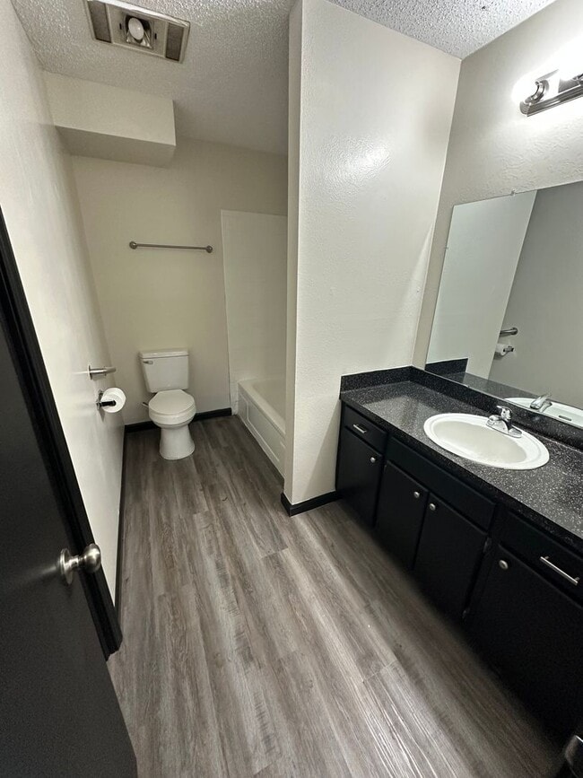 Building Photo - Bartlesville Cara Manor