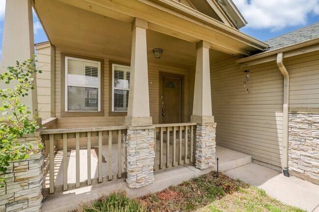 Building Photo - 8302 Cooper River Dr