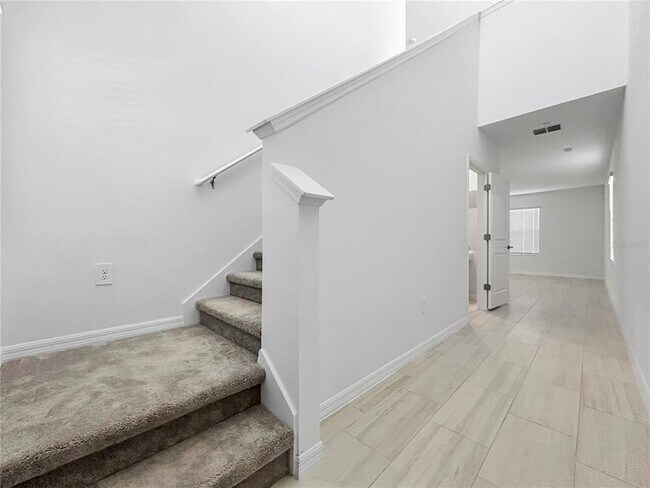 Building Photo - 17570 Shirewood Wy
