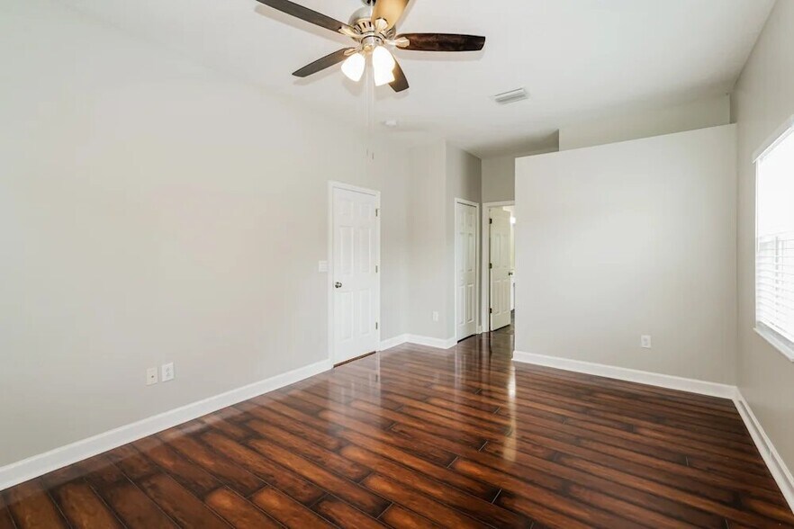 Building Photo - 4227 Balington Dr