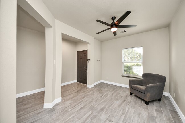 Building Photo - 18410 Avanta Cove Dr