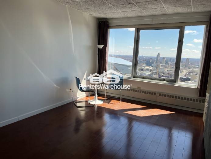 Building Photo - 431 S 7th St