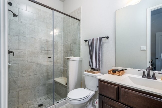 Building Photo - 10410 Southern Hawker