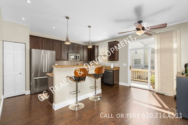 Building Photo - 927 Indigo Ct