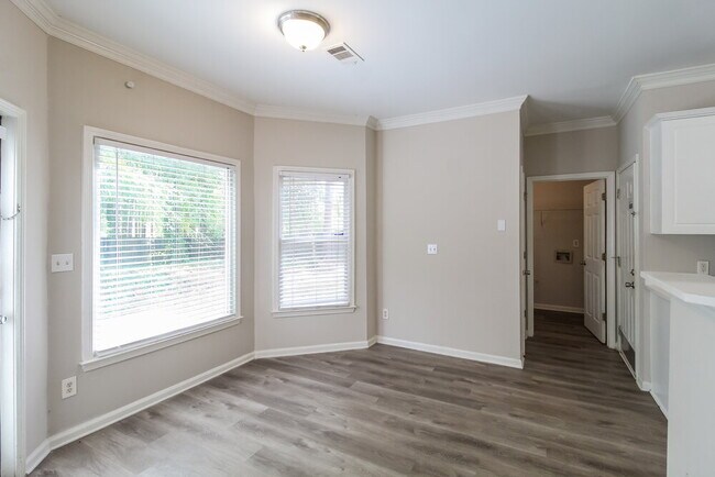 Building Photo - 974 Cavesson Terrace