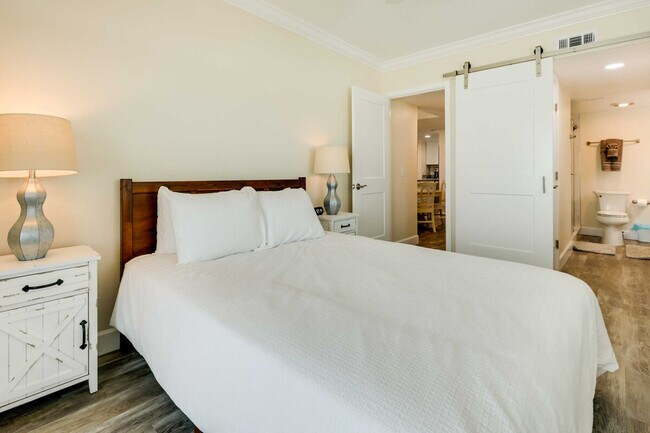 Building Photo - 3747 S Atlantic Ave