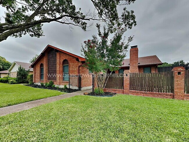 Primary Photo - 4915 Chilton Dr