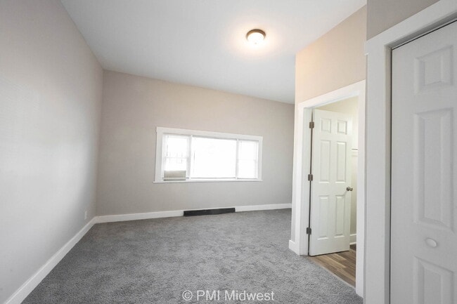 Building Photo - "Spacious 4-Bedroom Haven in Indianapolis – Your Perfect 1,444 Sq Ft Retreat!"