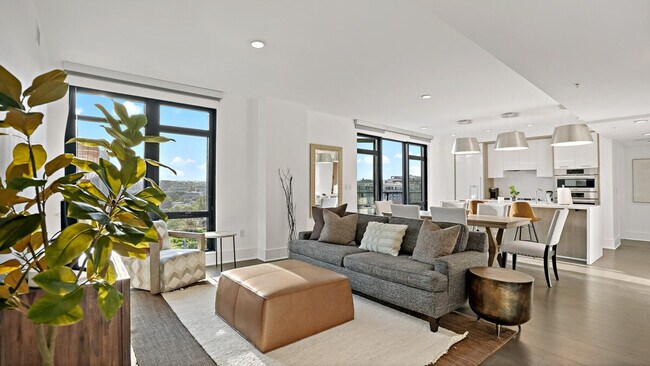 Building Photo - 1722 6th St NW