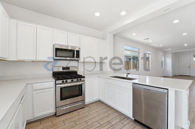 Building Photo - 9219 W Sells Dr