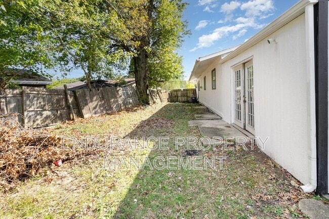 Building Photo - 9500 Ridgemoor Ave