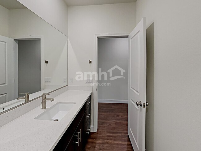 Building Photo - 5619 Lighting Hope Court