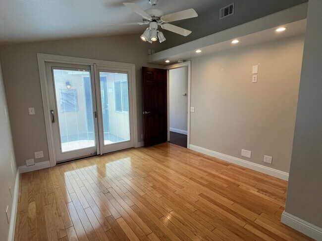 Building Photo - Stunning *VIEW* home for rent in desirable...