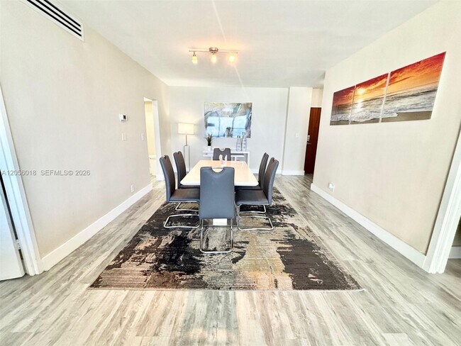 Building Photo - 3901 S Ocean Dr