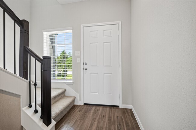Building Photo - 13758 Goldeye Dr