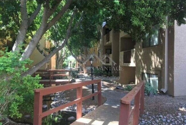 Building Photo - 3031 N Civic Center Plaza