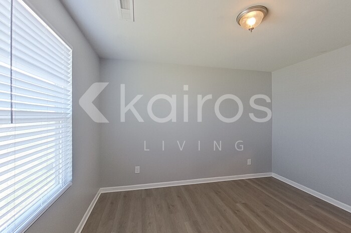 Building Photo - 1233 Zoysia Dr