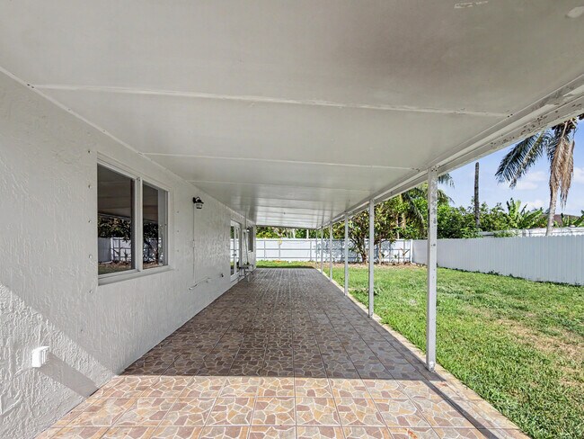 Building Photo - 13435 SW 257th Terrace