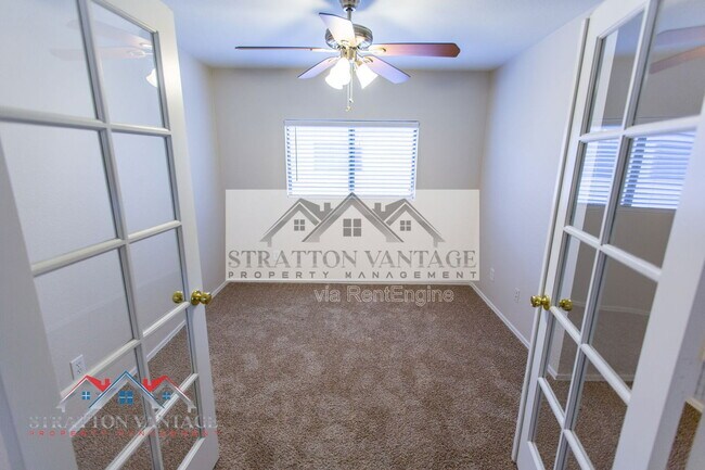 Building Photo - 15792 W Port Au Prince Ln