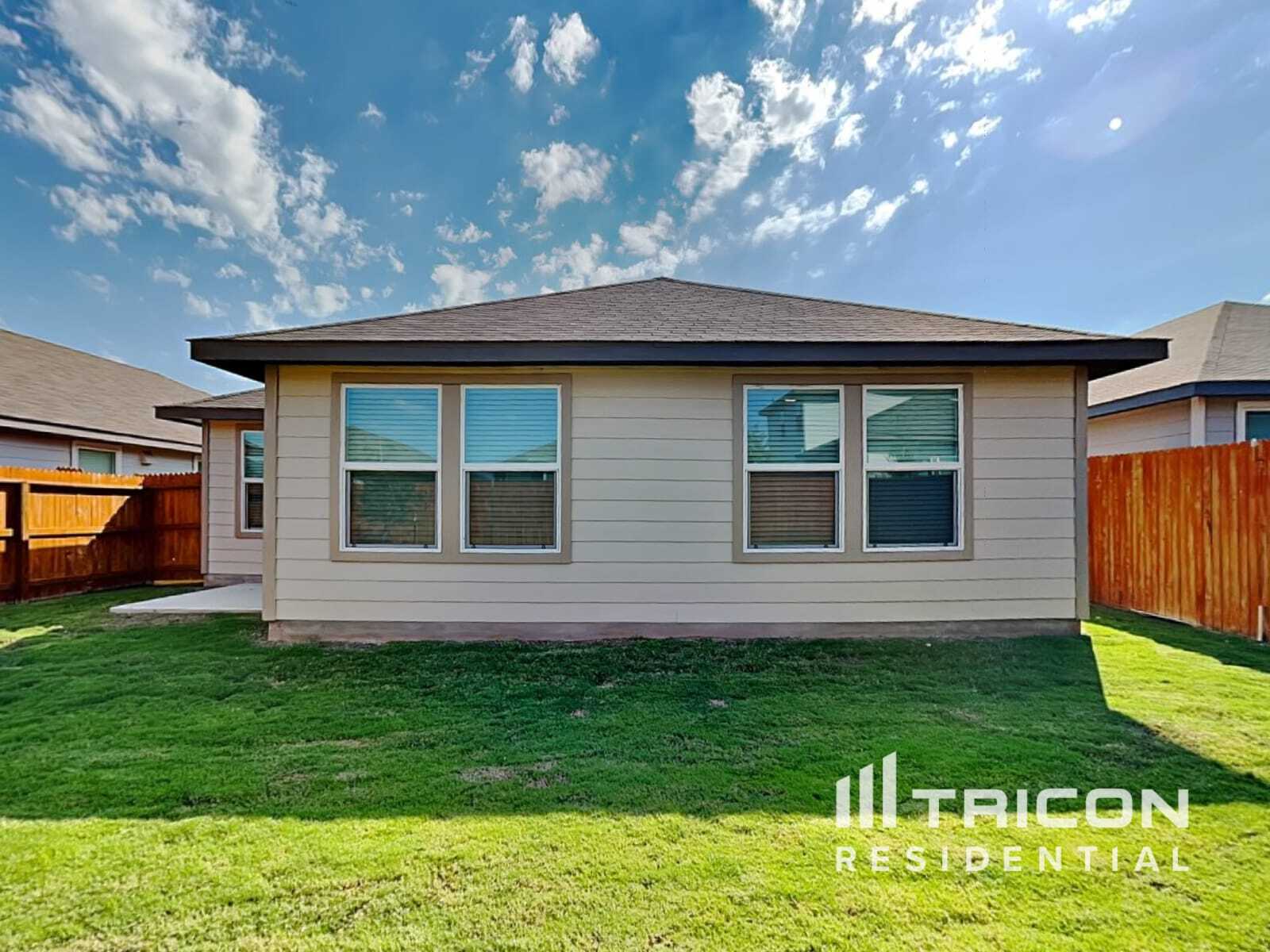 Building Photo - 5815 Zoey Wy