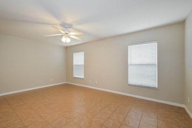 Building Photo - 708 Haven Oak Ct