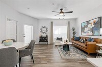 Building Photo - 1600 N 9th St