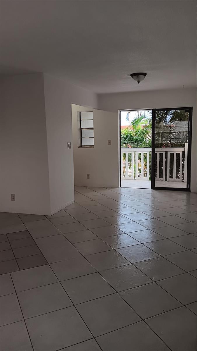 Building Photo - 4169 SW 67th Ave