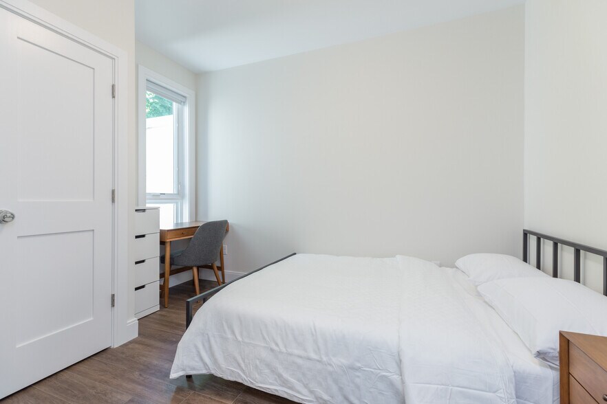 Building Photo - 139 Marcella St