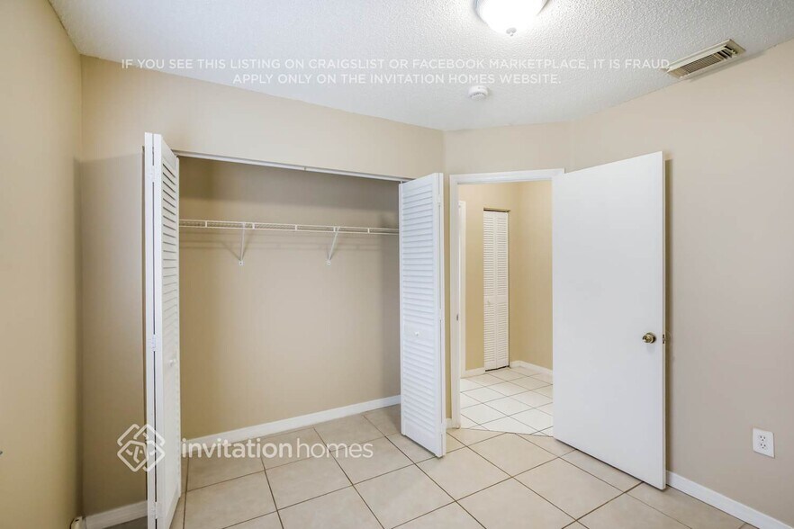 Building Photo - 14233 SW 177th Terrace