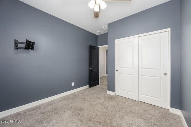 Building Photo - 542 E Bamboo Ln