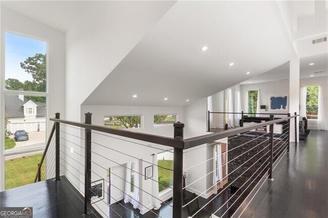 Building Photo - 1756 N Akin Dr NE