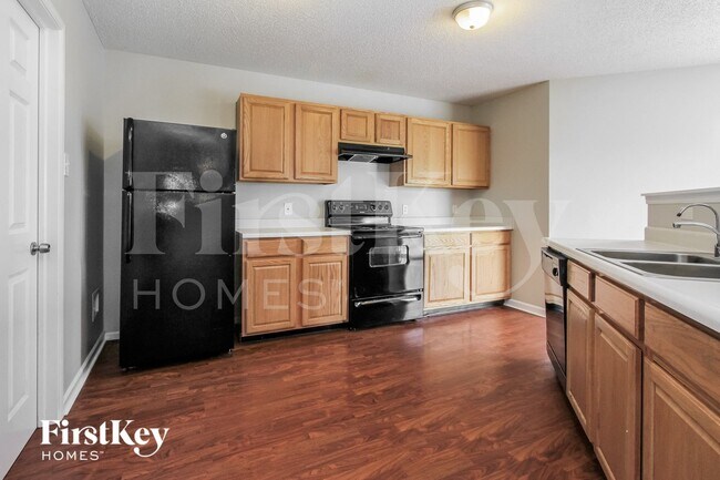 Building Photo - 8103 Crackling Ln