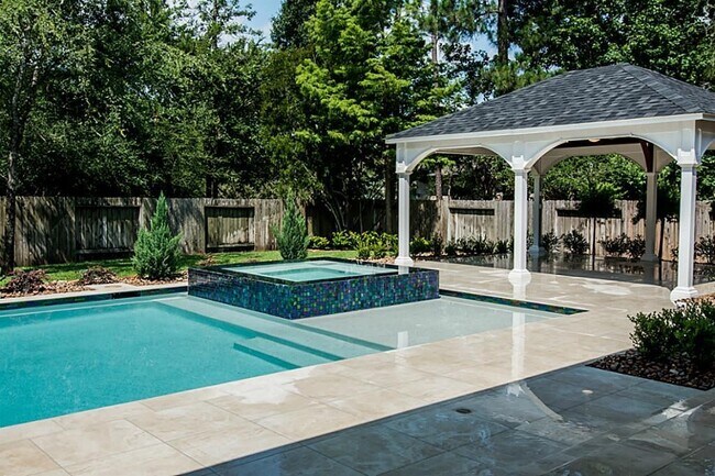 Building Photo - 143 N Shawnee Ridge Cir